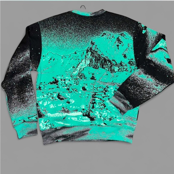 Nike ACG Therma Fit oversized All over print fleece crewneck ‘Light Menta’ NWT. - Picture 2 of 12